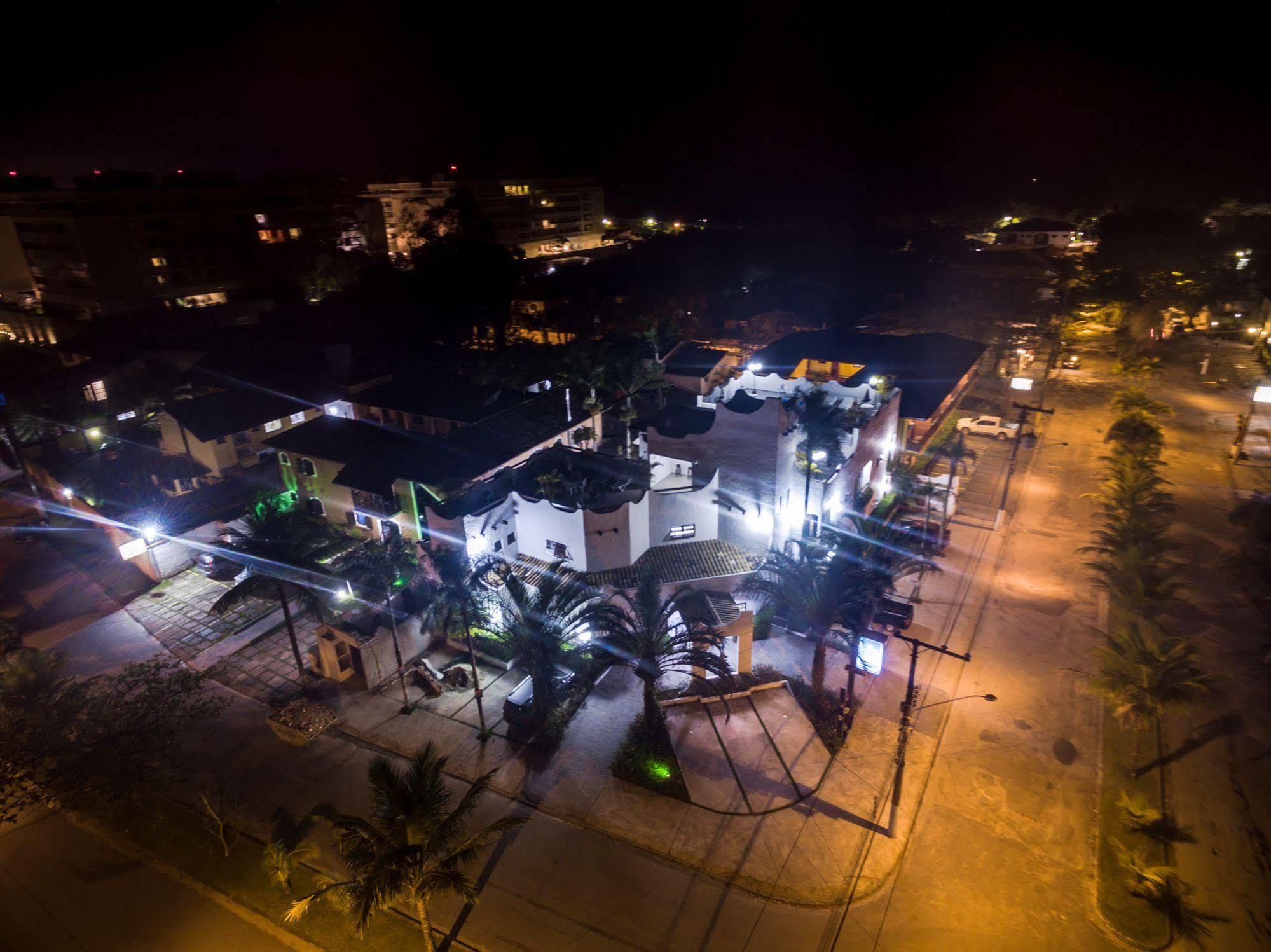 Pousada Torre Del Mar ウバトゥバ エクステリア 写真